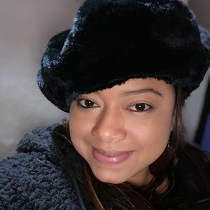 Meet your Posher, Sofia